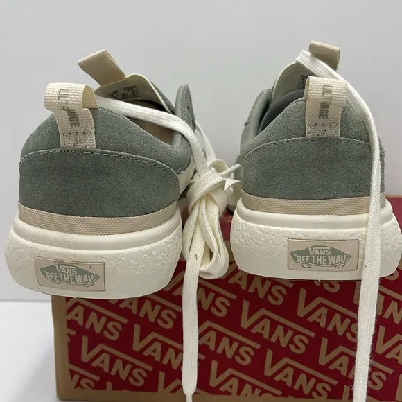 Vans WMNS Gray Sneakers Ultrarange Exo Se (Pop) Sea Grass/MarshmlowVN0A4UWMA2G
