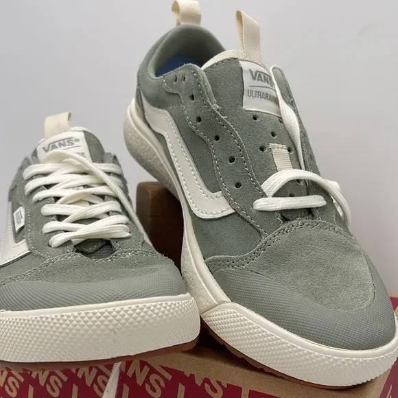 Vans WMNS Gray Sneakers Ultrarange Exo Se (Pop) Sea Grass/MarshmlowVN0A4UWMA2G