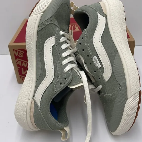 Vans WMNS Gray Sneakers Ultrarange Exo Se (Pop) Sea Grass/MarshmlowVN0A4UWMA2G
