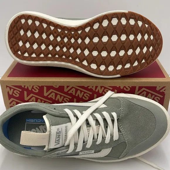 Vans WMNS Gray Sneakers Ultrarange Exo Se (Pop) Sea Grass/MarshmlowVN0A4UWMA2G