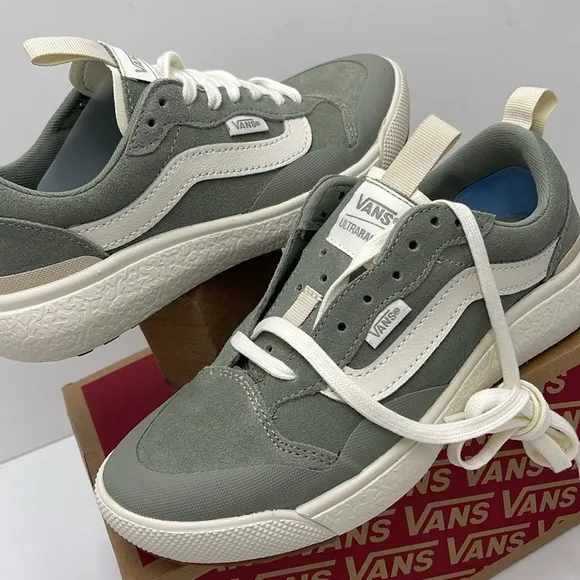 Vans WMNS Gray Sneakers Ultrarange Exo Se (Pop) Sea Grass/MarshmlowVN0A4UWMA2G