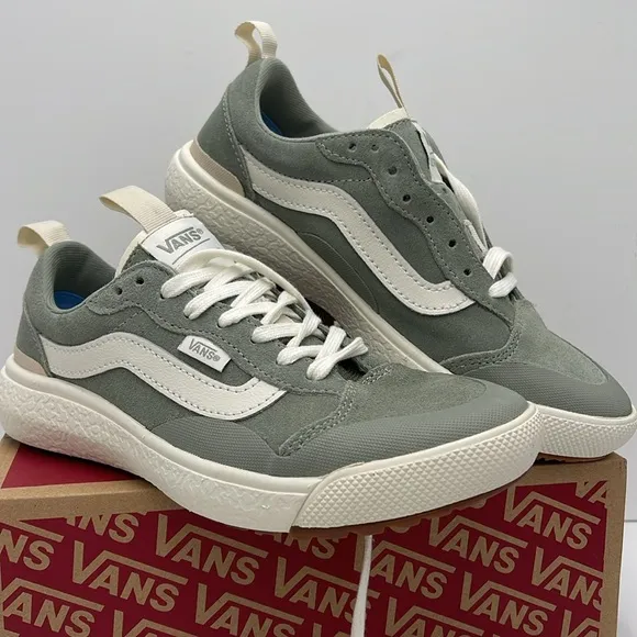 Vans WMNS Gray Sneakers Ultrarange Exo Se (Pop) Sea Grass/MarshmlowVN0A4UWMA2G