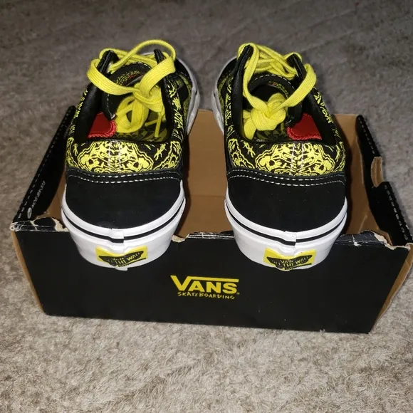 Vans x Spongebob &quot;Skate Old Skool&quot; Sneakers (Gigliotti) Classic Skate Shoes