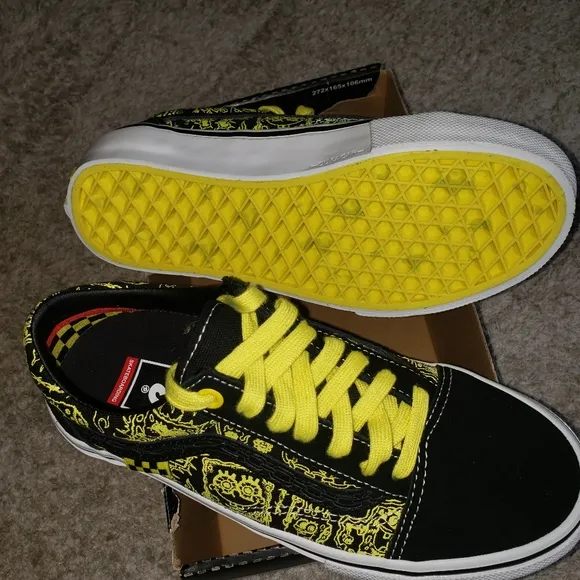 Vans x Spongebob &quot;Skate Old Skool&quot; Sneakers (Gigliotti) Classic Skate Shoes