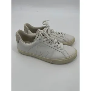 Veja Esplar Sneaker in Extra White Sable leather Size 37/ US 6