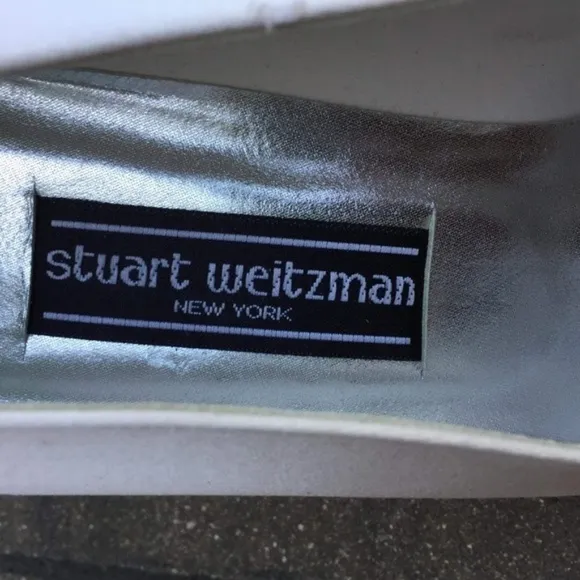 Vintage Stuart Weizmann Low Heel Point Court Shoes