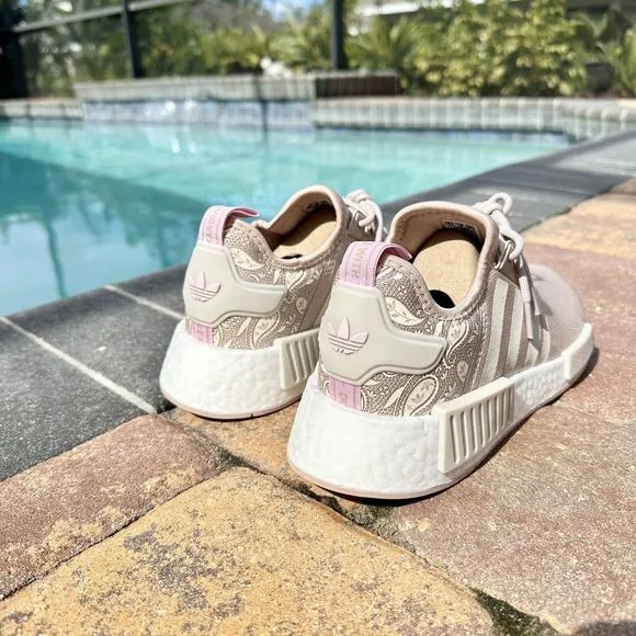 WOMEN'S Adidas NMD R1 Low Wonder Taupe Paisley IE7133