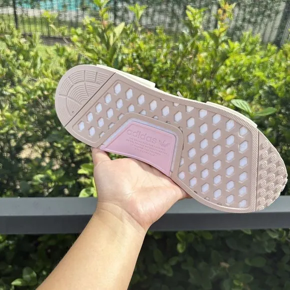 WOMEN'S Adidas NMD R1 Low Wonder Taupe Paisley IE7133