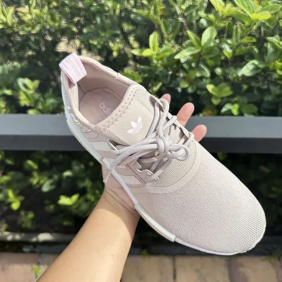 WOMEN'S Adidas NMD R1 Low Wonder Taupe Paisley IE7133