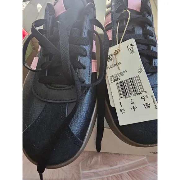Women's Adidas VL Court Skateboarding Shoes Size 7.5 Black/Pink
