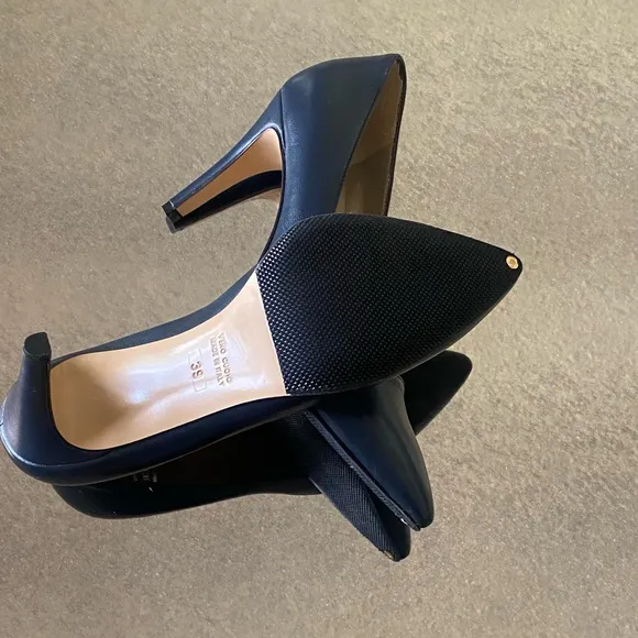 Women's Blue Pumps