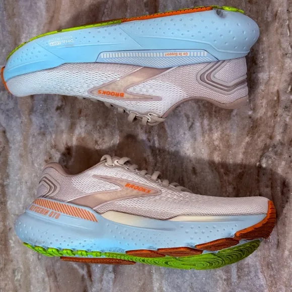 Women’s BROOKS Glycerin 21 Running shoes- Coconut/Aqua/Autumn Sunset. Size 5.5