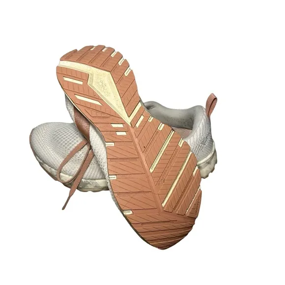 Womens Brooks Revel 5 running shoes size 8