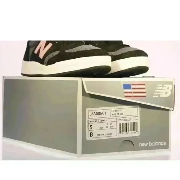 Women's New Balance 300 Suede Court Lifestyle Shoes US300WC1 Sz 5 US; $75