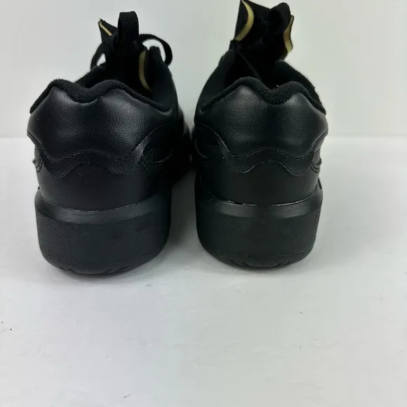 Women’s New Balance CT302 Retro Sneakers Shoes (Black) Men 6= Women Size US 7.5