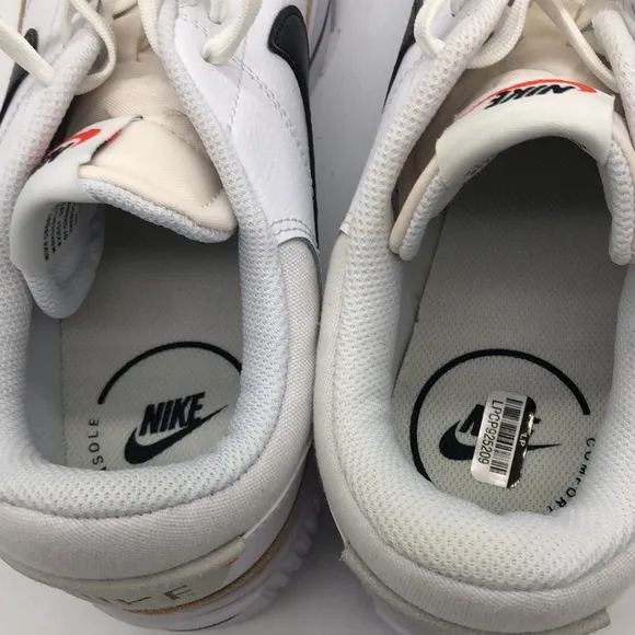 Women’s Nike Court Legacy Lift Low White DM7590-100 USED Mark inside Sz 11
