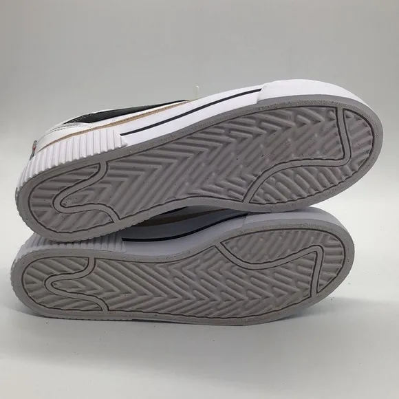 Women’s Nike Court Legacy Lift Low White DM7590-100 USED Mark inside Sz 11