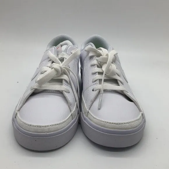 Women’s Nike Court Legacy White DH3161-101 USED Size 8