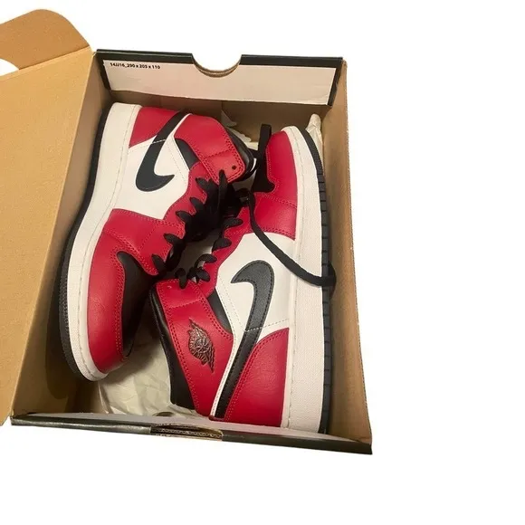 Youth Nike Air Jordan 1